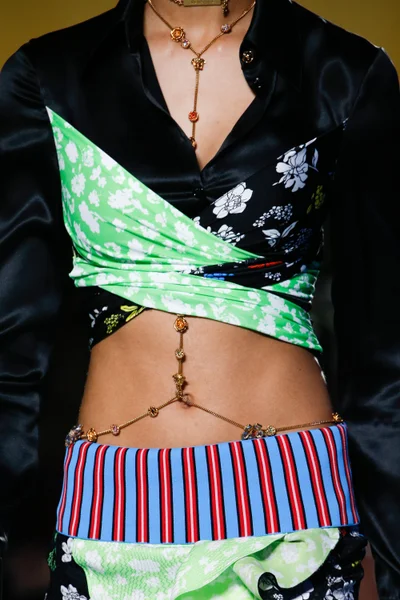 Look 59